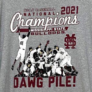 Mississippi State Bulldogs Dawg Pile Baseball National Champions T-Shirt L 2021